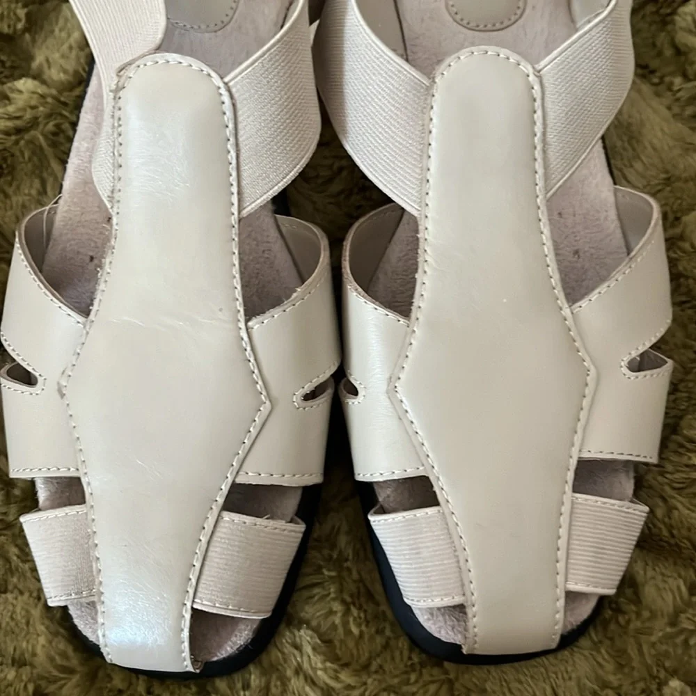 NWOT I ❤️ Comfort women’s  sandals - Picture 9 of 9